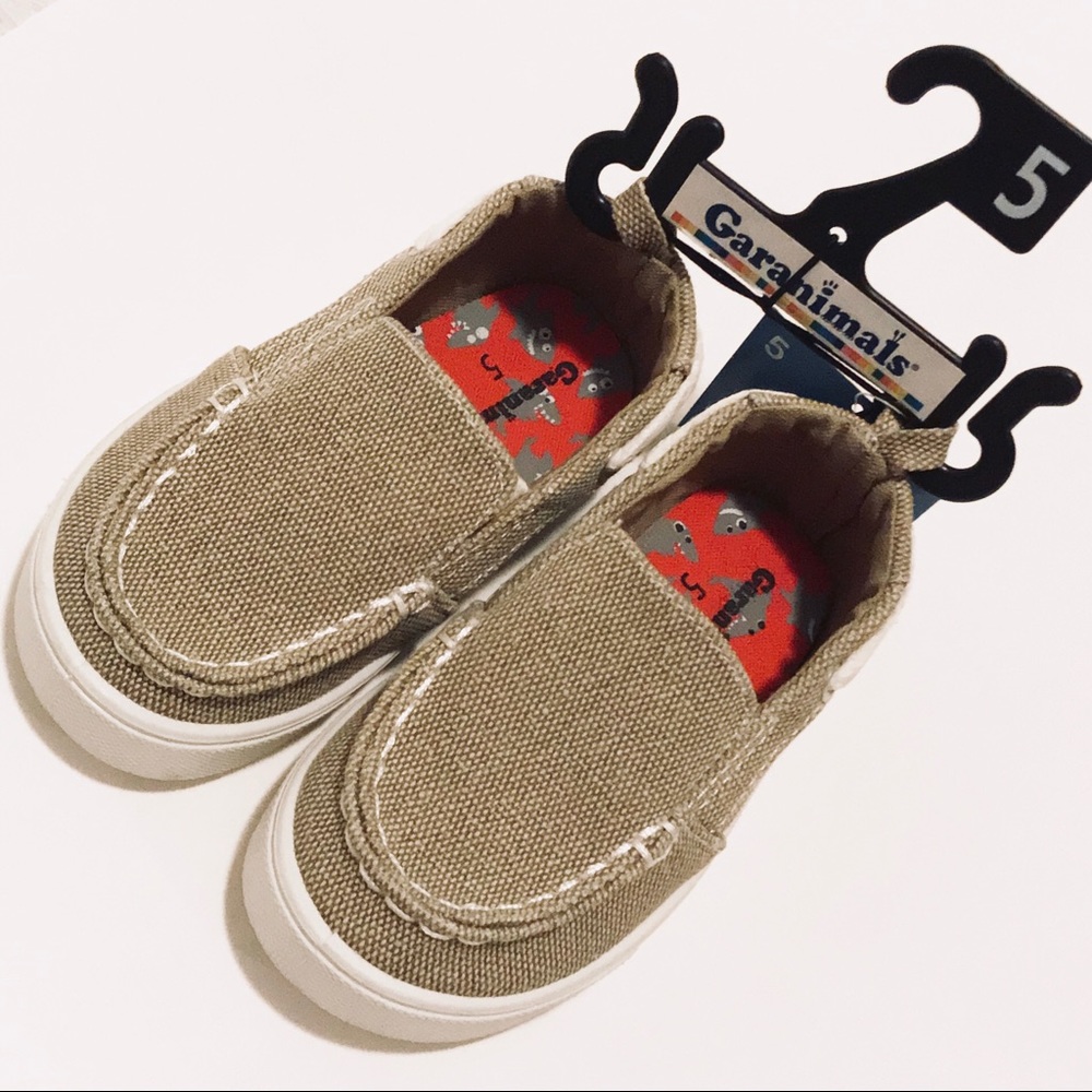 ✨NWT Garanimals Khaki Canvas Shoes Size 4 & 5